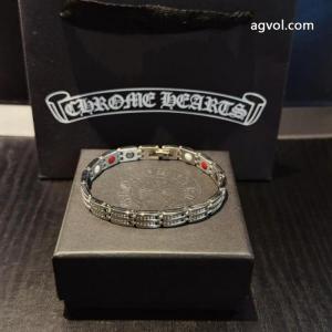 ブレスレットCHROME HEARTS超人気モデル入荷 ラグジュアリーな雰囲気 大胆なデザインスーパー コピー ブランド 通販