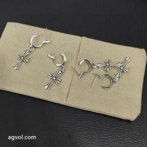 今年のトレンド！ 一番素敵 限定的新作入荷激安 ブランド 通販耳くぎCHROME HEARTS