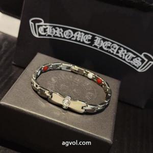 SALE品追加 人気プレゼント 更にトレンドが急上昇中ブレスレットCHROME HEARTSブランド コピー