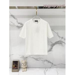新作コレクション お買い得特価 個性的なスタイリングCHROME HEARTS半袖Tシャツ通販 ブランド
