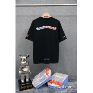 視線を集めて 大人の色味  新作日本未入荷半袖TシャツCHROME HEARTSコピー ブランド 販売