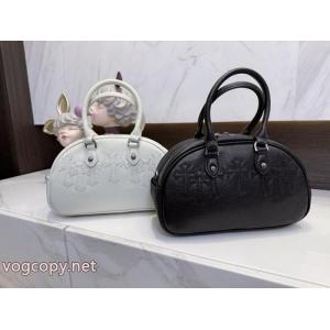 毎日に上質を  今年らしい優秀アイテム 極希少26限定ブランド スーパー コピー 通販バッグCHROME HEARTS