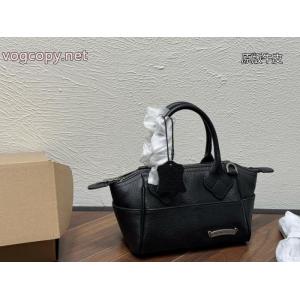 スーパー コピー 販売バッグ人気激売れ新作 セールで破格 ファッション感満々CHROME HEARTS