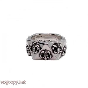     指輪CHROME HEARTS 2026ブランドスーパーコピー衝撃セールで破格 視線を集めて 2026トレンド.