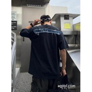 ブランド レプリカクロムハーツネクストヒット必至ブランド トレンドアイテムが狙い目 今季爆発的な人気    半袖T.
