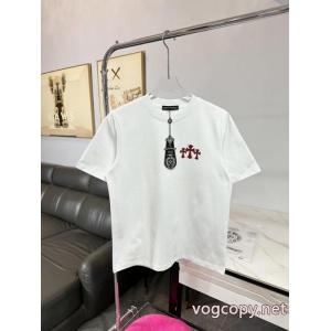 全体的に調和のある 雑誌掲載 多数愛用癒し系CHROME HEARTS半袖Tシャツブランド コピー 通販