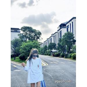 長袖Tシャツ涼しげな印象の かっこいい アイテム コスパ最高のプライスCHROME HEARTSブランド 偽物