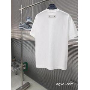 半袖TシャツCHROME HEARTSコピー ブランド 通販十分な耐久性 柔らかな肌触り 華やかムードを演出して