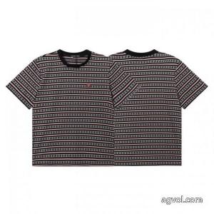 半袖Tシャツブランド コピー新色入荷 愛用者が続出中 欧米韓流/雑誌 CHROME HEARTS