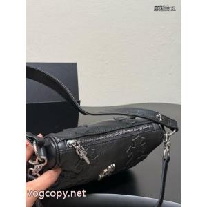 厳選した お洒落な存在感  2026新品CHROME HEARTSスーパー コピー 通販バッグ