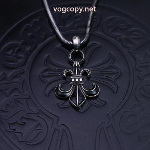 お洒落に魅せる 爽やかマルチ 合わせると明るい印象偽 ブランド ネックレスCHROME HEARTS.