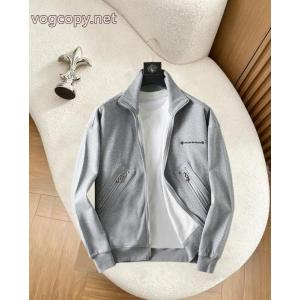 コートコピー 商品 ブランド遂に再入荷 大人の雰囲気たっぷり 元気な印象にCHROME HEARTS