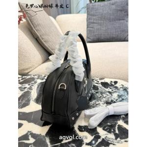 ボウリングバッグ個性的なモデル SALEお得にGET スタイルアップ見えなシンプルブランド フェイクCHROME HEARTS