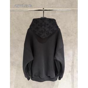存在感を発揮する 多色使いが魅力の 正規品コートブランド フェイクCHROME HEARTS