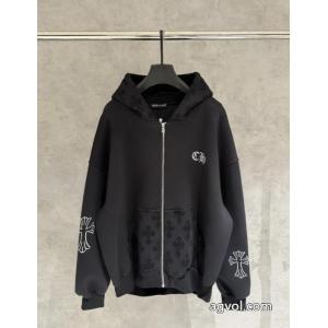 存在感を発揮する 多色使いが魅力の 正規品コートブランド フェイクCHROME HEARTS