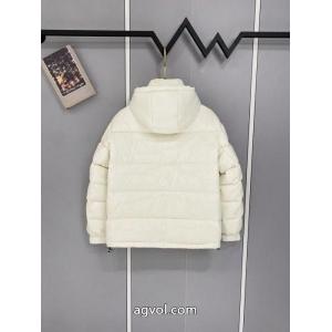 人気商品セール オシャレな新作 機能性が素晴らしいダウンジャケットブランド コピー 専門CHROME HEARTS