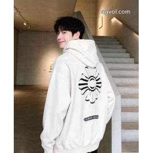 パーカーブランド コピー 販売旬スタイルに早変わり! 新色登場 大人気のモデルCHROME HEARTS
