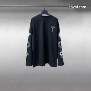  2026スーパーコピーCHROME HEARTS長袖Tシャツ好感度が高いアイテム 今季人気絶大 さわやかな印象