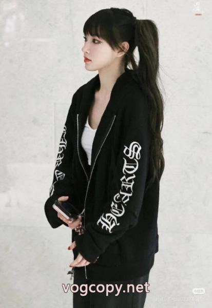 パーカーコート大人気コラボ商品 スタイルを綺麗に 新価格で登場 2025スーパーコピーCHROME HEARTS 2