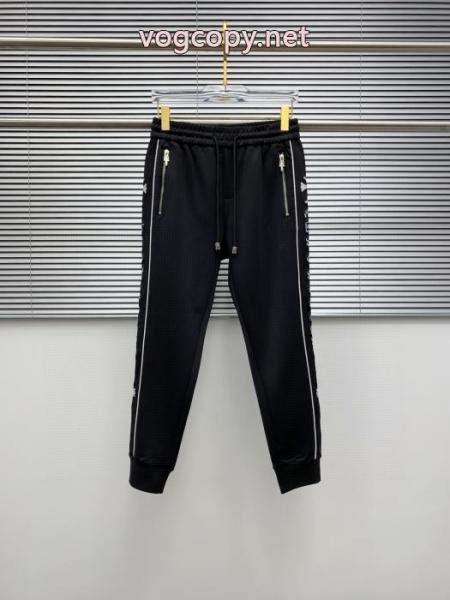 コピー 品 販売セットクラシカルなデザイン 上品低価 永遠の定番モデルCHROME HEARTS 5 