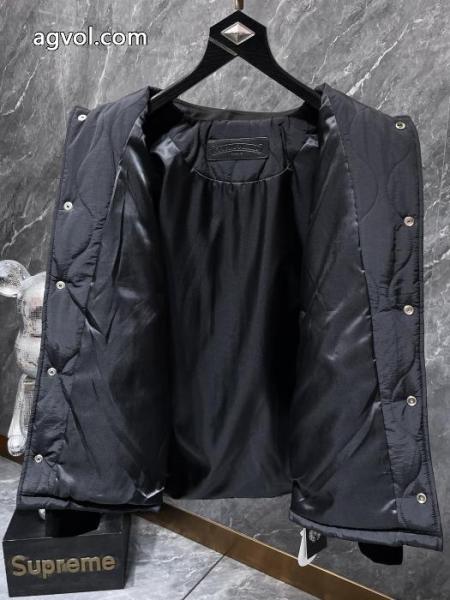 着回し力が抜群 秋先に重宝 品質高き人気アイテム綿入れのコートコピー ブランドCHROME HEARTS 5 