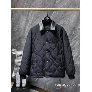 着回し力が抜群 秋先に重宝 品質高き人気アイテム綿入れのコートコピー ブランドCHROME HEARTS
