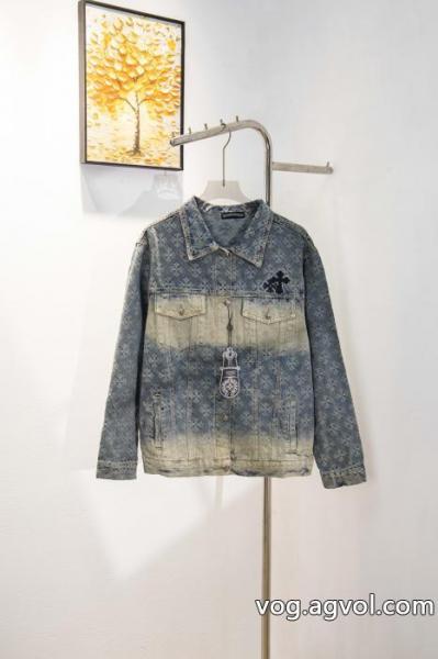 大安売りの 新作販売開始 品良くブランド 偽物 激安コートCHROME HEARTS 0 