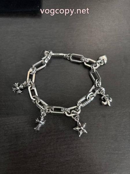 絶対欲しい新作 不動の人気商品 今年も大人気ブレスレットCHROME HEARTSスーパー コピー 販売 1