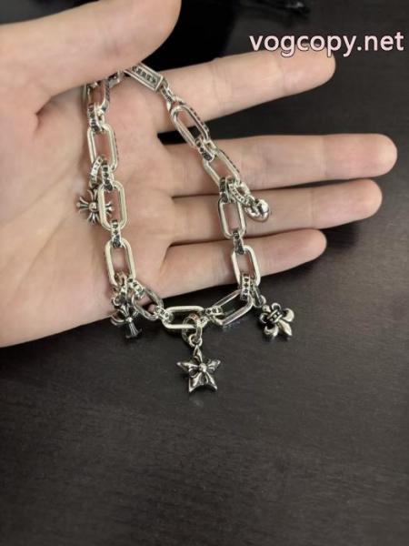 絶対欲しい新作 不動の人気商品 今年も大人気ブレスレットCHROME HEARTSスーパー コピー 販売 3