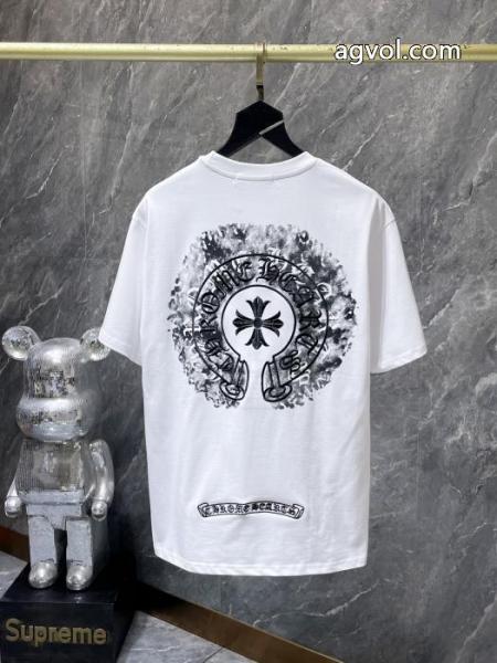 お洒落な印象 上品な印象 落ち着いた大人の雰囲気に半袖Tシャツコピー 商品 販売CHROME HEARTS 5 