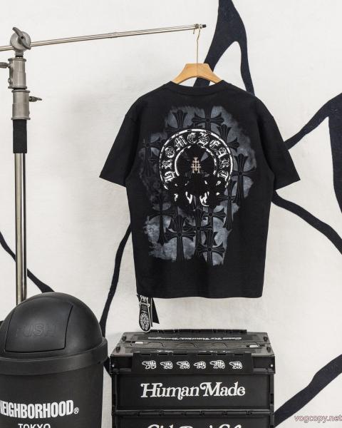 半袖Tシャツ目を惹くアイテム 斬新なデザイン 再入荷が嬉しいブランド コピー 優良店CHROME HEARTS 0 