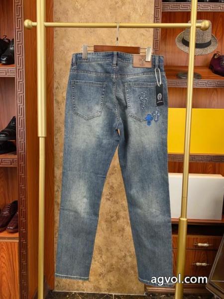 ジーンズ高評価の人気品  高級ブランド  おすすめデザイン激安 通販 ブランドCHROME HEARTS. 6 
