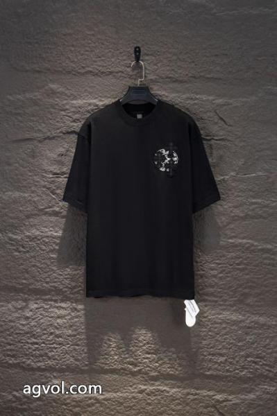 特に話題なの上品即完売 今季人気新作登場 今人気の秘訣CHROME HEARTS半袖Tシャツコピー ブランド 販売 5 