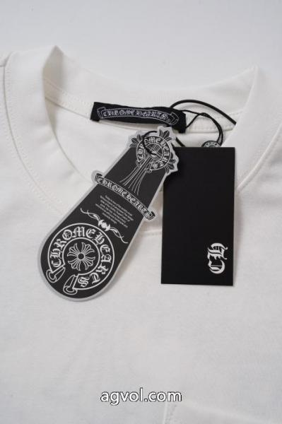 ブランド コピー 専門半袖Tシャツ人気爆だんな売れ筋! 話題の新作到着 超激得新作CHROME HEARTS 5