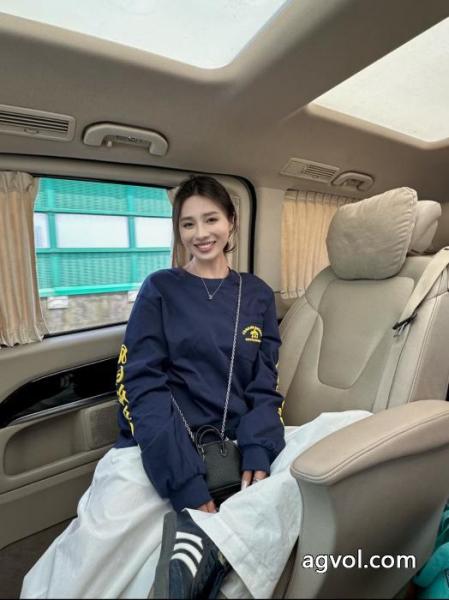 独特 最前線2026 人気販売中CHROME HEARTSコピー ブランド 優良長袖Tシャツ 3