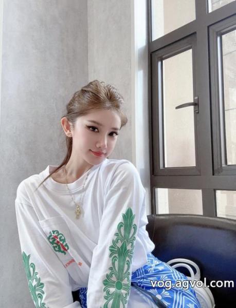 長袖Tシャツ涼しげな印象の かっこいい アイテム コスパ最高のプライスCHROME HEARTSブランド 偽物 0 