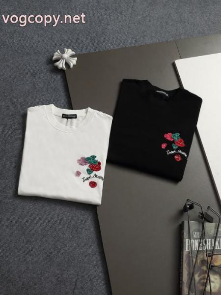 ブランド コピー 安心高品質 きちんと感が強い 安心感に溢れる半袖TシャツCHROME HEARTS 1
