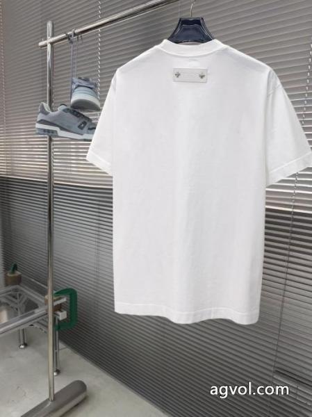 半袖TシャツCHROME HEARTSコピー ブランド 通販十分な耐久性 柔らかな肌触り 華やかムードを演出して 3