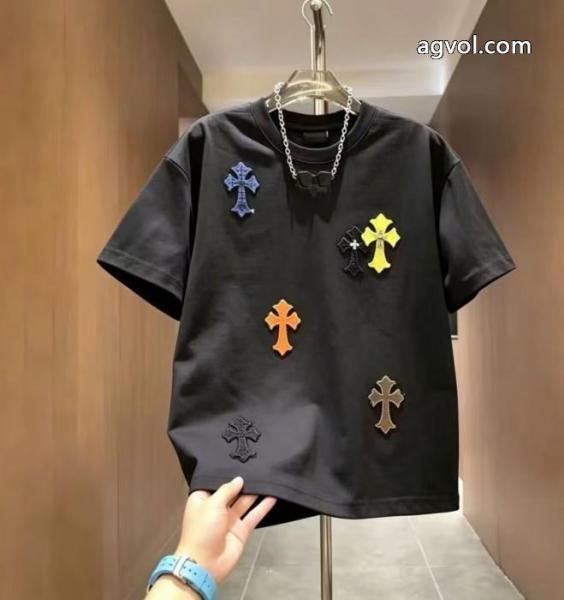 首胸ロゴ 春先に注目を集める 好感度アップ半袖Tシャツ激安 通販 専門CHROME HEARTS 1
