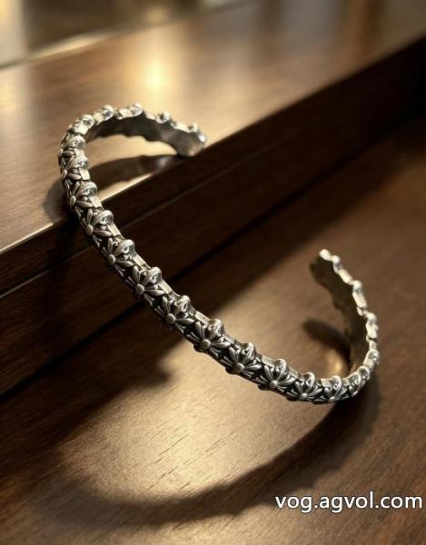 ブランド 偽物 激安ブレスレットCHROME HEARTS安心国内発送 ファッション感度の高い2026トレンド 欧米韓流/雑誌 0
