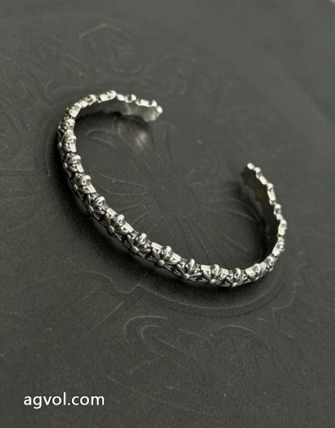 ブランド 偽物 激安ブレスレットCHROME HEARTS安心国内発送 ファッション感度の高い2026トレンド 欧米韓流/雑誌 2