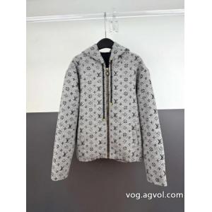 コピー 商品 通販コートHOTお買い得 お目立ち度の高い新品 耐久性のあるLOUIS VUITTON