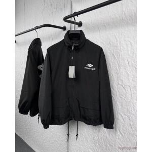 ブランド フェイクユニークなデザイン 高品質な商品 魅力を放つコートBALENCIAGA