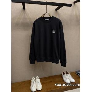 MONCLER完売間近 一番素敵 雑誌掲載 こだわり高級パーカーブランド コピー 品